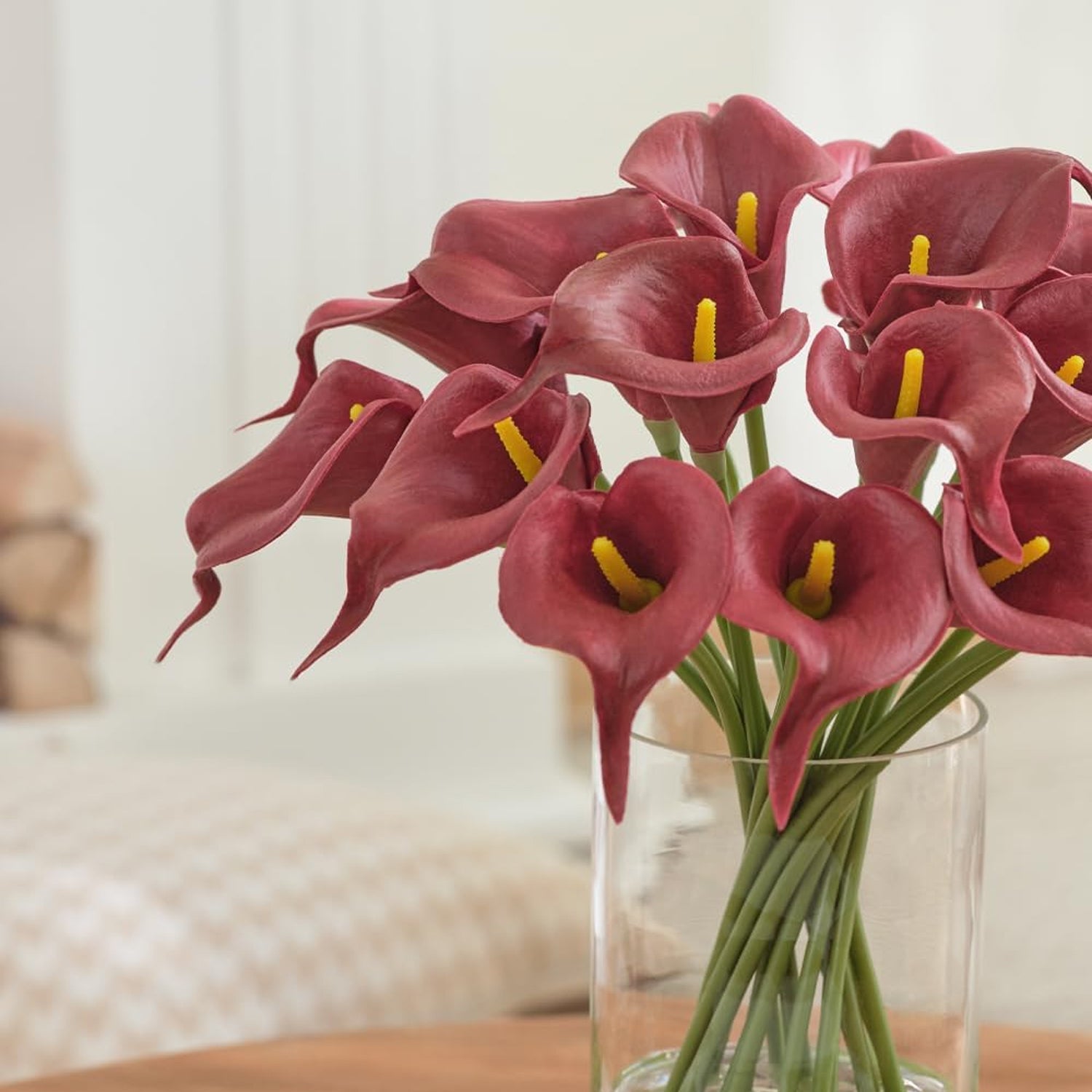 Artificial Burgundy Red Calla Lilies in Glass Vase with Faux Water – Elegant Table Centerpiece