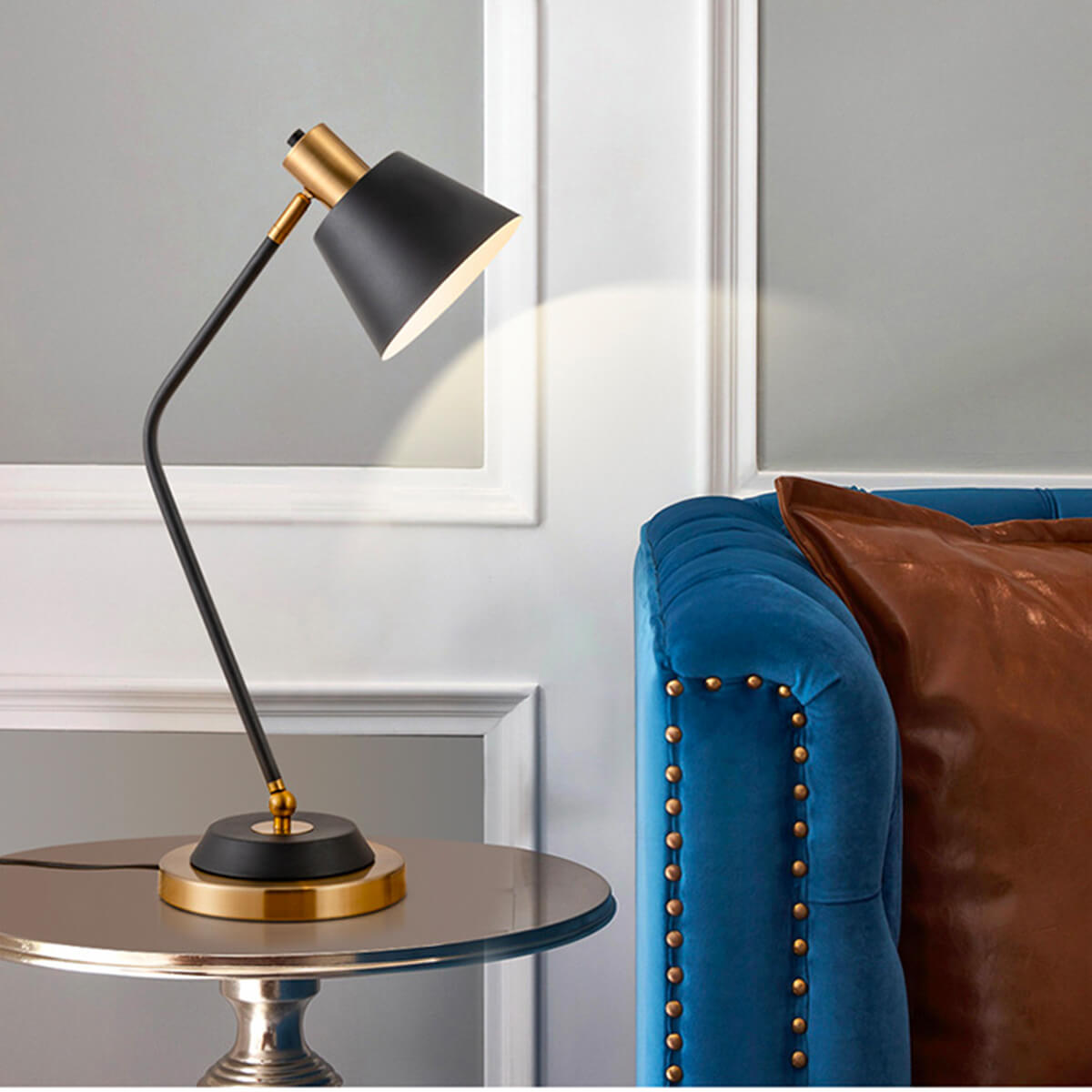 Nordic-modern-desk-lamp-hotel-bedroom-living room | Siljoy