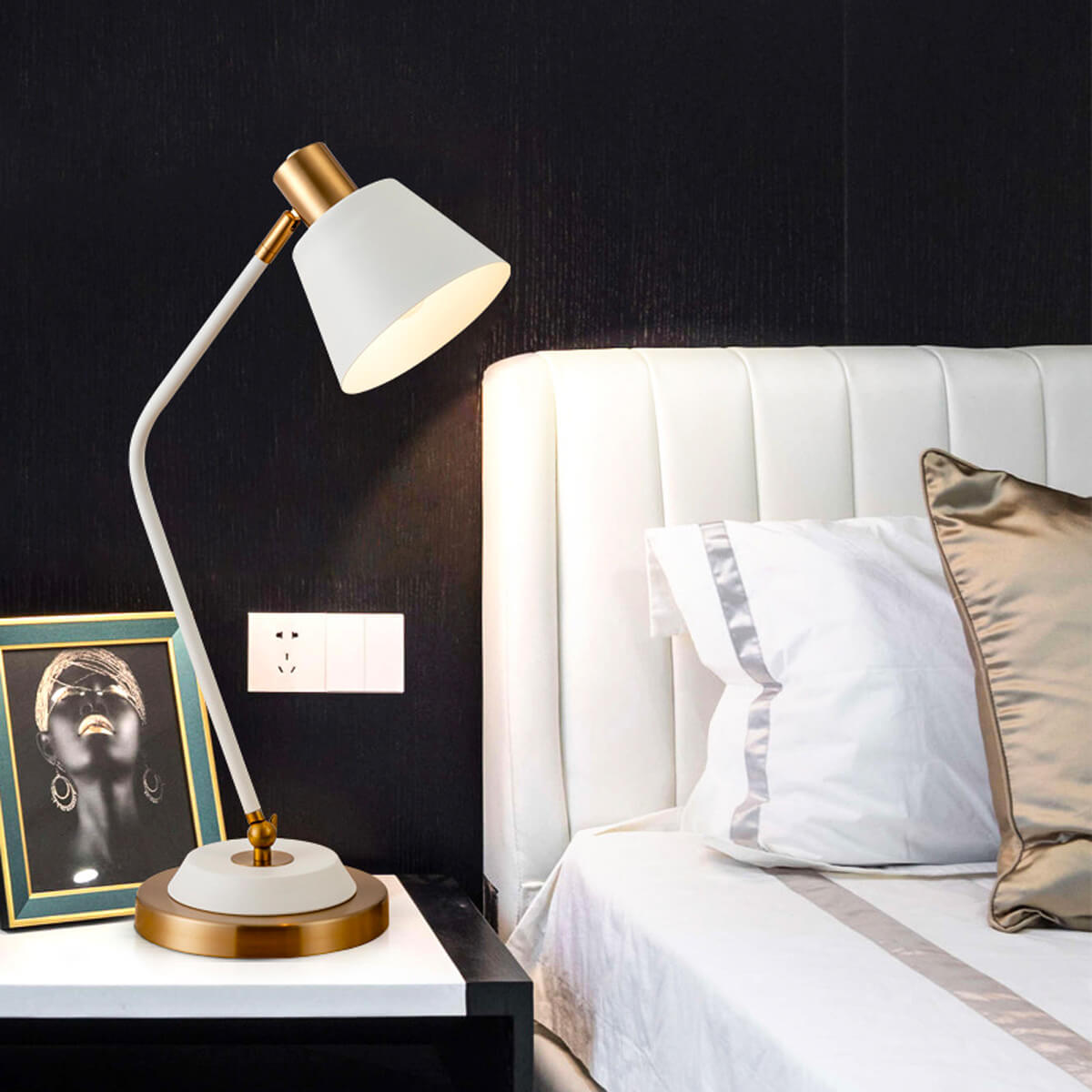 Nordic-modern-desk-lamp-hotel-bedroom-living room2 | Siljoy