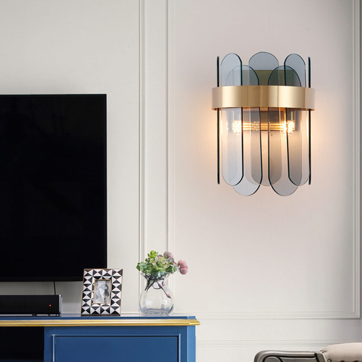 Postmodern-Nordic-bedside-crystal-wall-lamp-living room1 | Siljoy